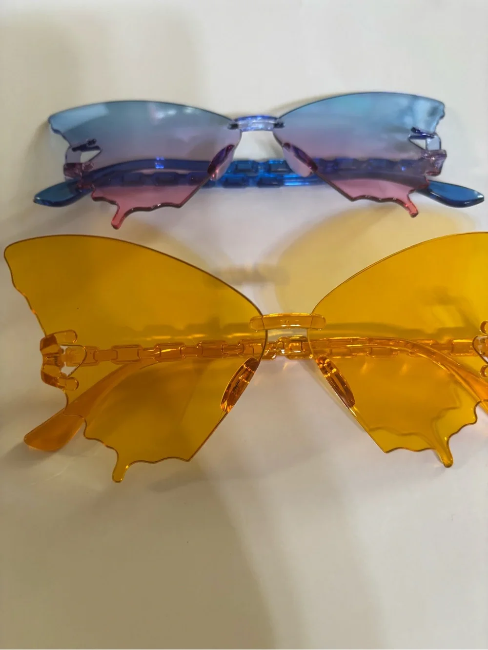 Butterfly Rimless Sunglasses - Amber and Iridescent Pink-Blue